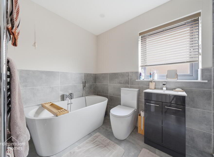 14 Ballyboley Road, Larne, BT40 2SY