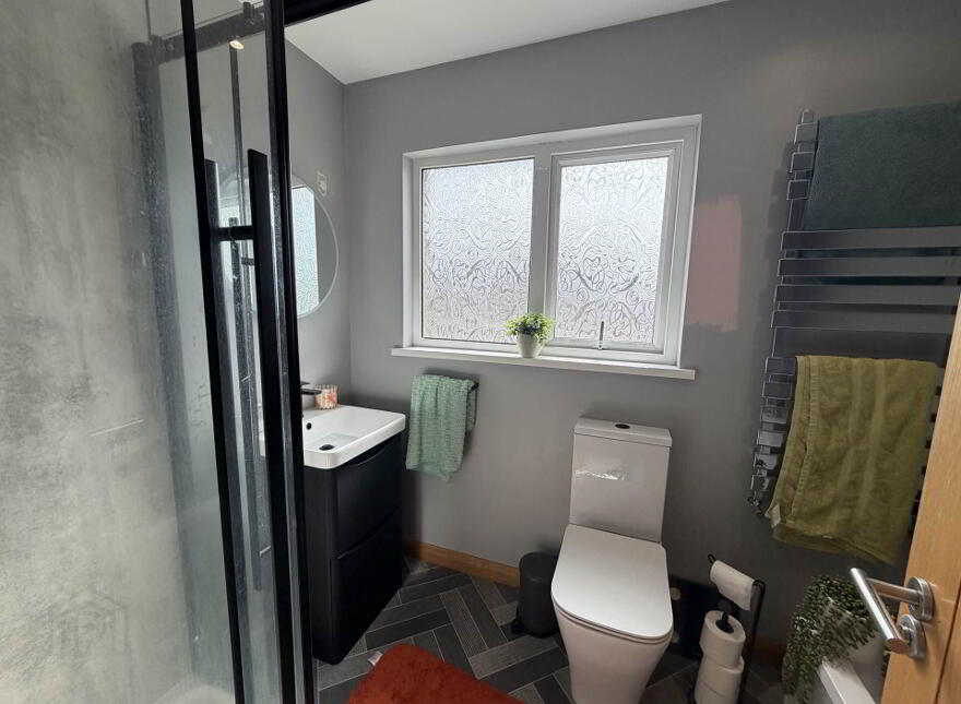 6 Greenland Gardens, Larne, BT40 1HF