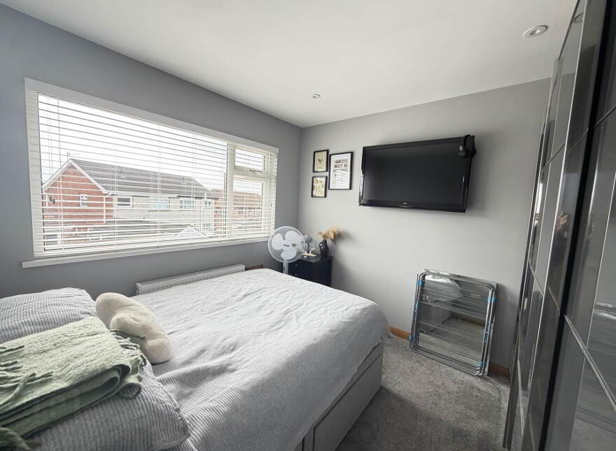6 Greenland Gardens, Larne, BT40 1HF
