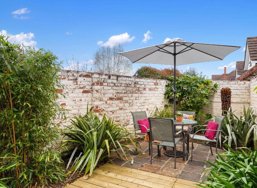 4 Hampton Crescent, Saint Helen's Wood, Blackrock, Blackrock, A94FK44