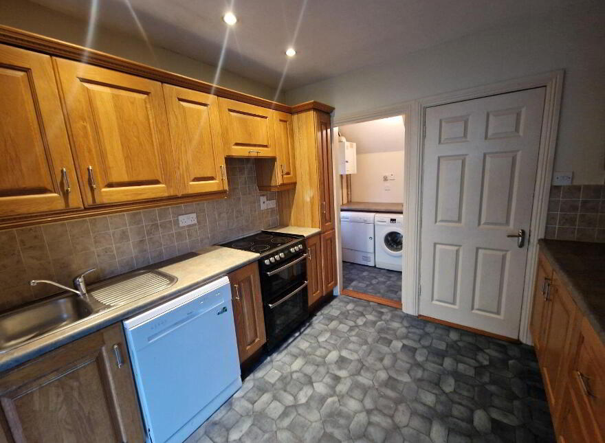 28 Fernwood Crescent, Lehenagh More, Doughcloyne, T12AXC5