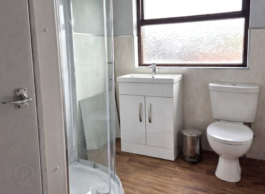 146 Main Street, Fintona, BT78 2AF