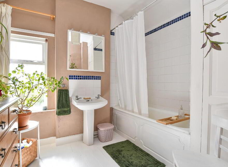 77 Railwayview Street, Bangor, BT20 3BY