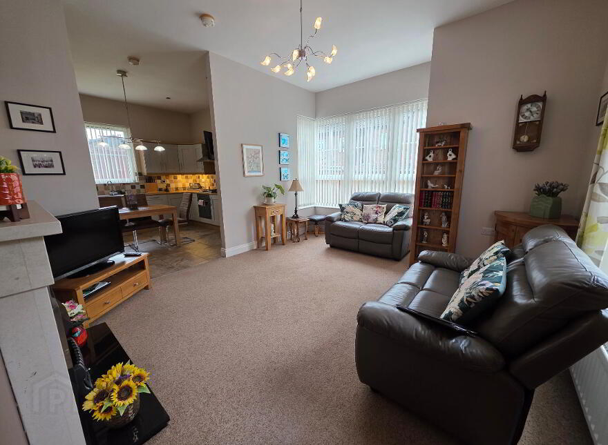 2 Lady Wallace Way, Lisburn, BT28 3WR