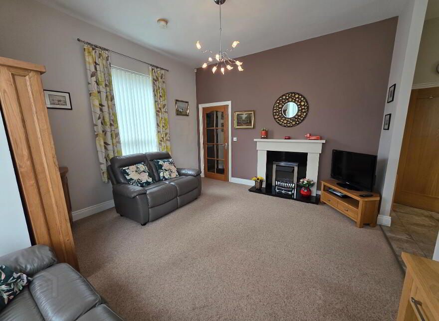 2 Lady Wallace Way, Lisburn, BT28 3WR