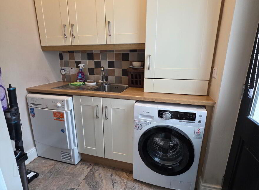 2 Lady Wallace Way, Lisburn, BT28 3WR