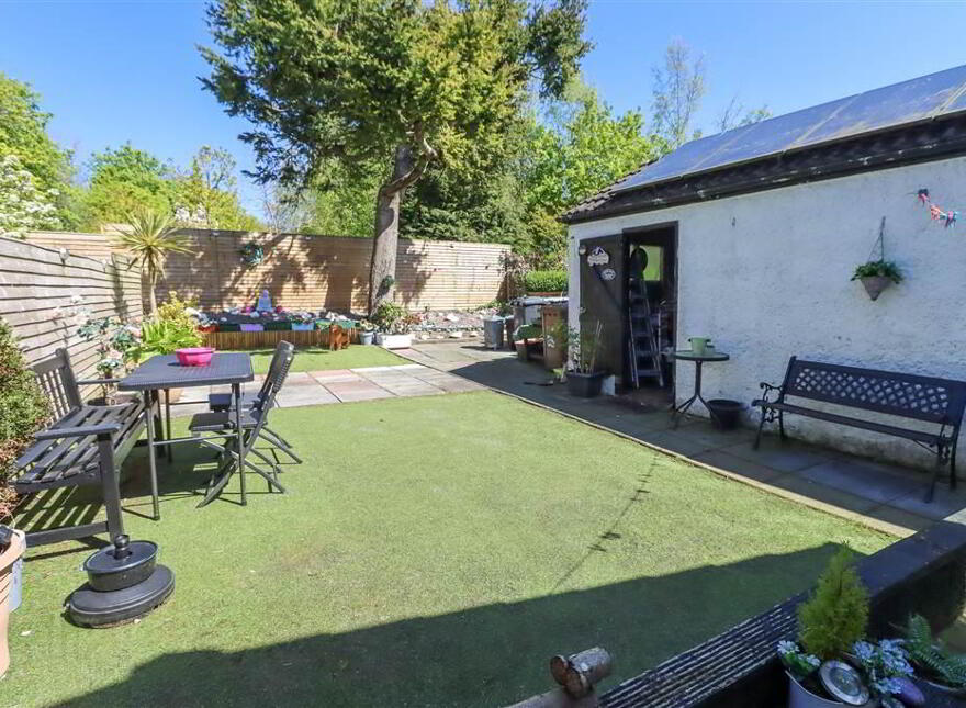 86 Comber Road, Dundonald, Belfast, BT16 2AG