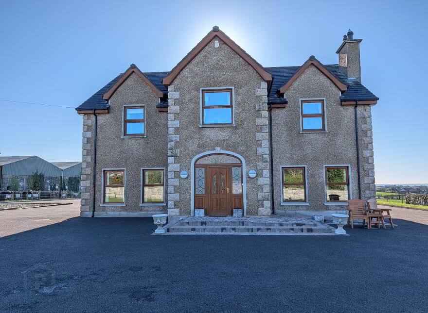 Mourne Country House, 32 Dougans Road, Kilkeel, BT34 4HN
