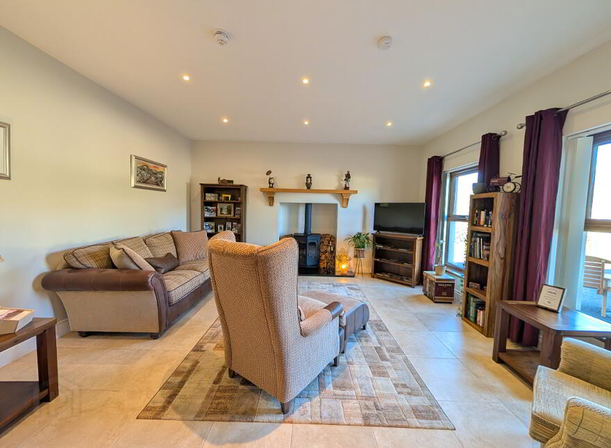 Mourne Country House, 32 Dougans Road, Kilkeel, BT34 4HN