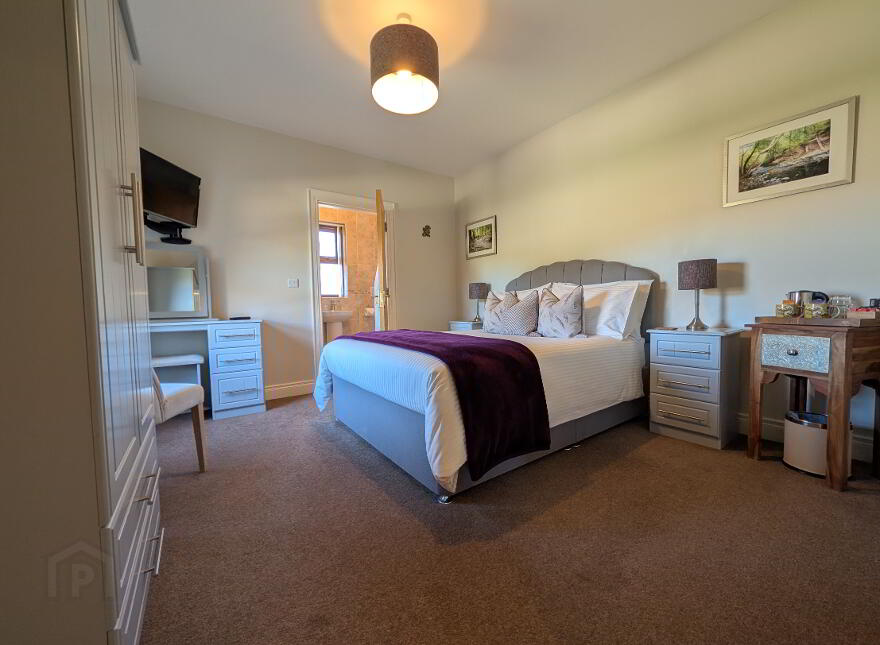 Mourne Country House, 32 Dougans Road, Kilkeel, BT34 4HN