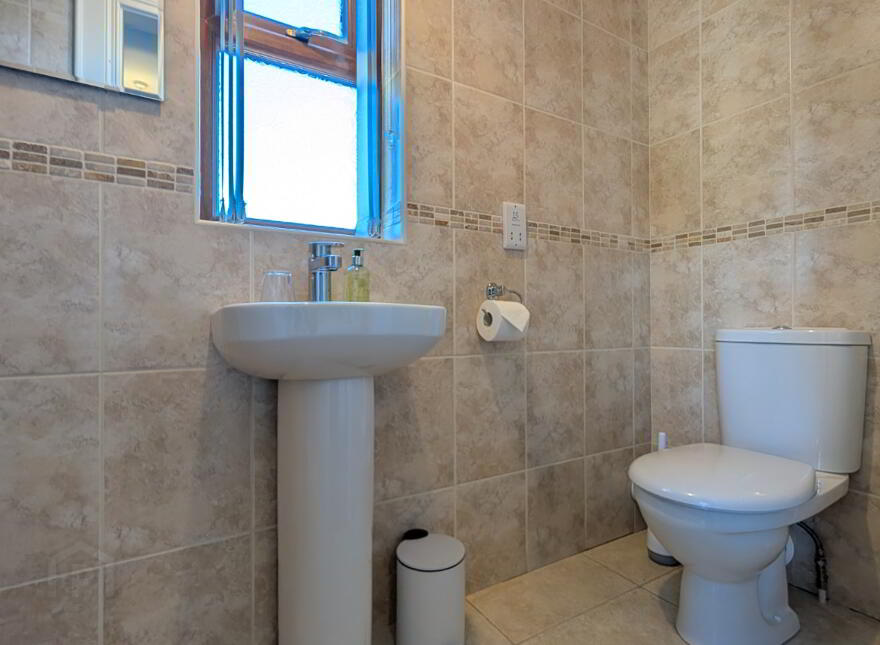 Mourne Country House, 32 Dougans Road, Kilkeel, BT34 4HN