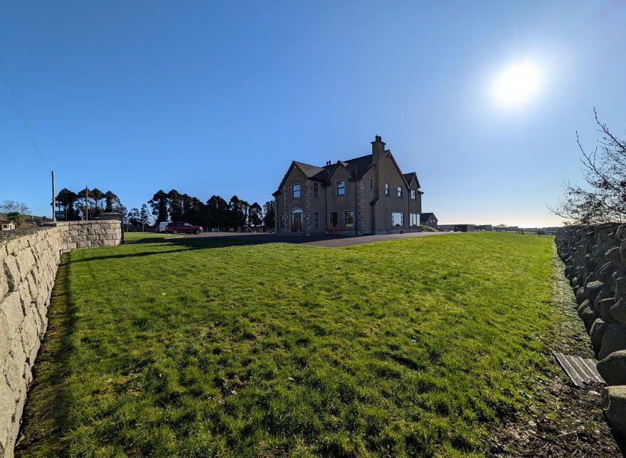 Mourne Country House, 32 Dougans Road, Kilkeel, BT34 4HN