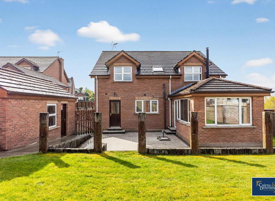 6 Rockvale, Dromore, Dromara, BT25 2LZ