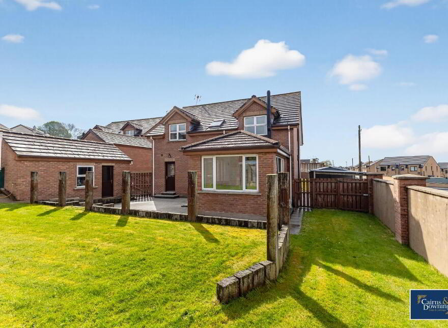 6 Rockvale, Dromore, Dromara, BT25 2LZ