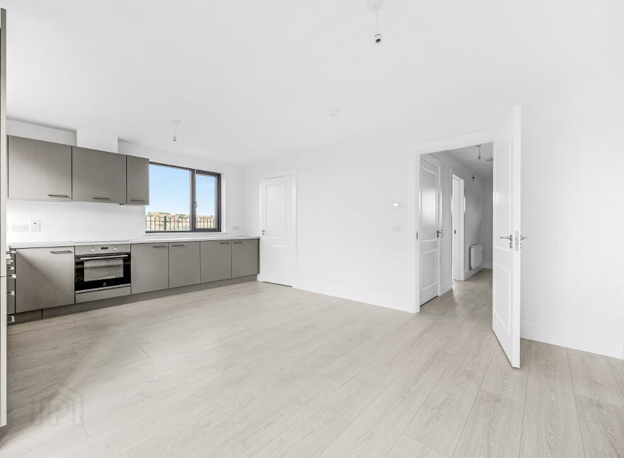 3 Bellingham Lodge, Park Road, Rush, K56N268