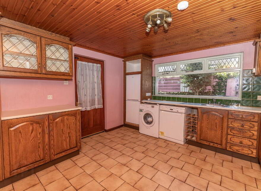5 Charlotte Street, Warrenpoint, Newry, BT34 3LF