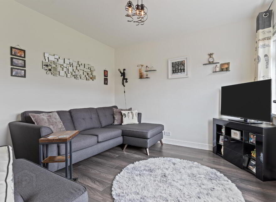 91 Roddens Crescent, Belfast, BT5 7JP