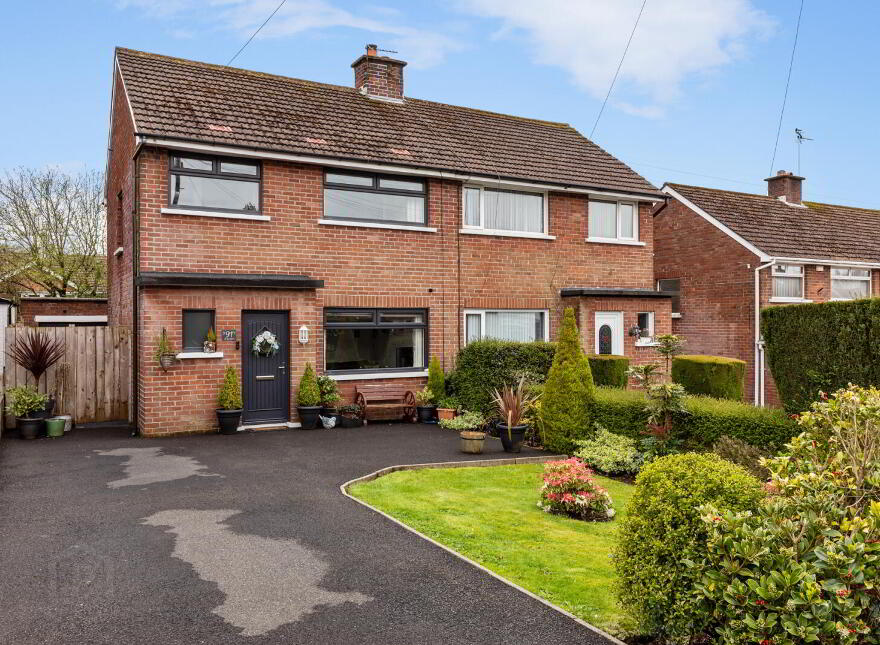 91 Roddens Crescent, Belfast, BT5 7JP