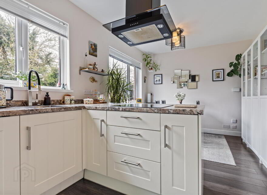91 Roddens Crescent, Belfast, BT5 7JP