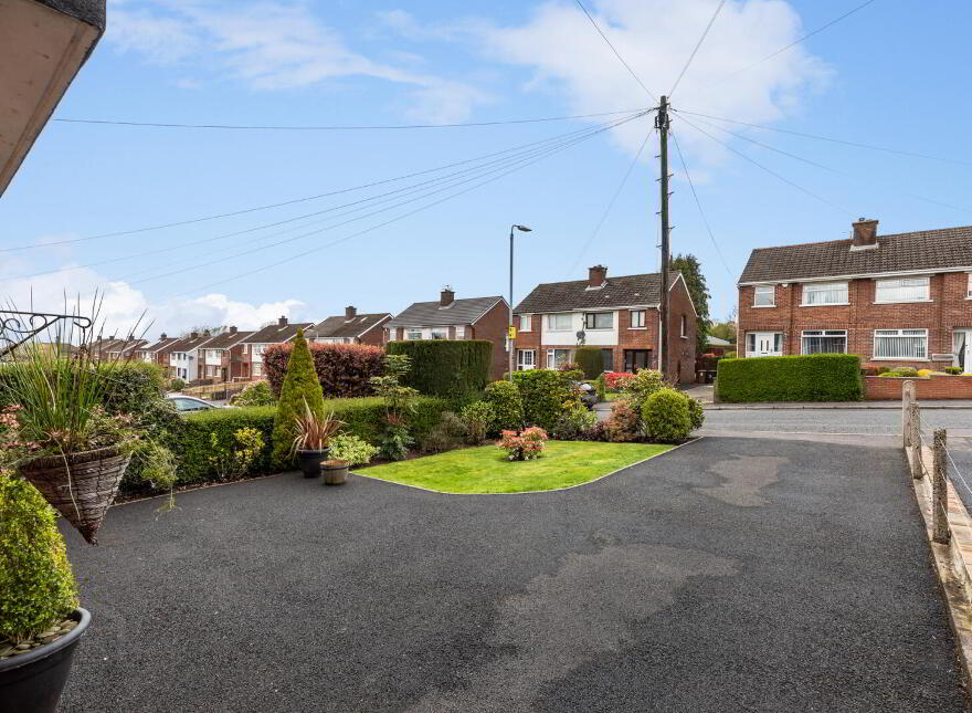 91 Roddens Crescent, Belfast, BT5 7JP
