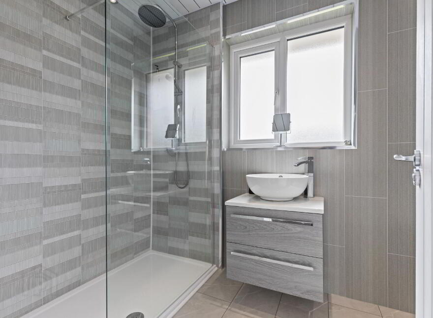 91 Roddens Crescent, Belfast, BT5 7JP
