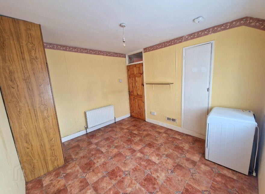 119 Churchfield Avenue, Churchfield, T23F6T1