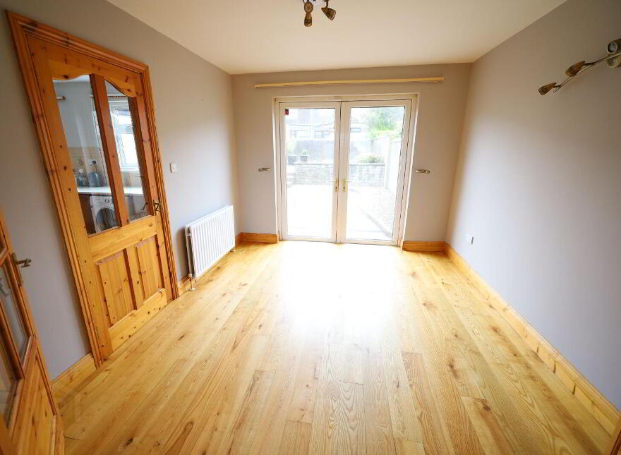 8 Owenabue View, Carrigaline, P43FH94