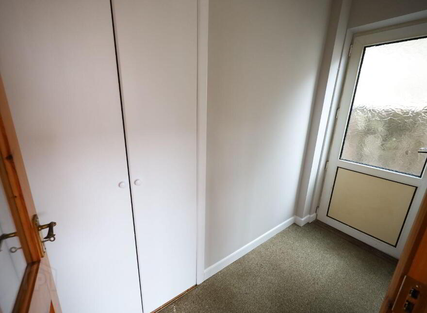 8 Owenabue View, Carrigaline, P43FH94