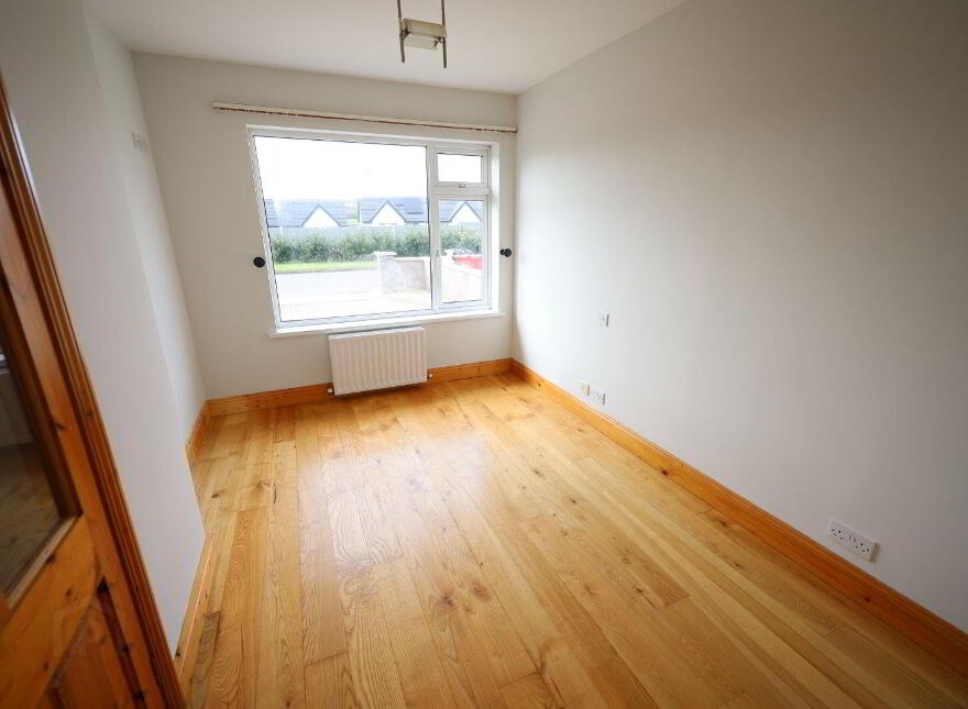 8 Owenabue View, Carrigaline, P43FH94