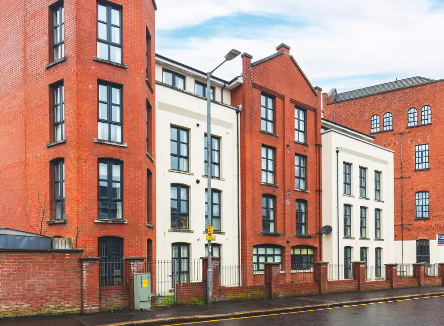 Apartment 10 Annesley Building 36 Old Bakers Court, Ravenhill Road, Belfast, BT6 8QY