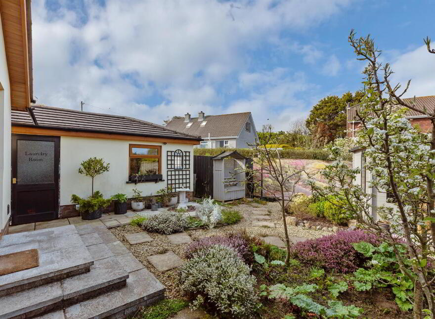 4 Brookfield Drive, Ballywalter, Newtownards, BT22 2QW