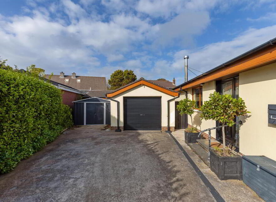 4 Brookfield Drive, Ballywalter, Newtownards, BT22 2QW