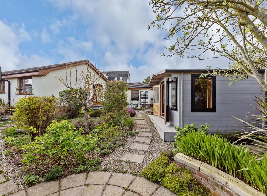 4 Brookfield Drive, Ballywalter, Newtownards, BT22 2QW