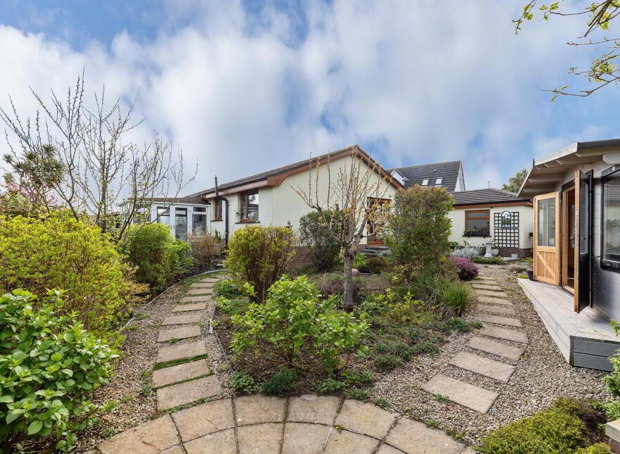 4 Brookfield Drive, Ballywalter, Newtownards, BT22 2QW