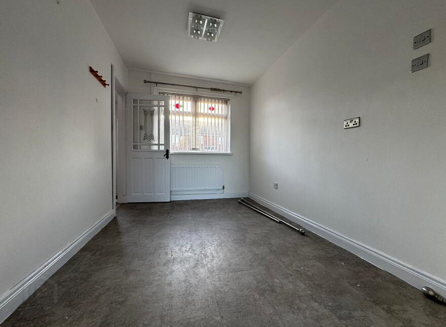 102 Sunnylands Avenue, Carrickfergus, BT38 8JT