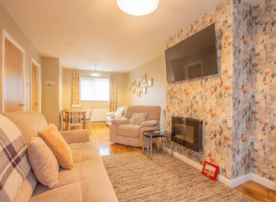 5 Causeway Court, Portrush, BT56 8SJ