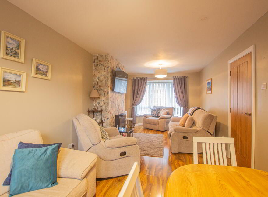 5 Causeway Court, Portrush, BT56 8SJ