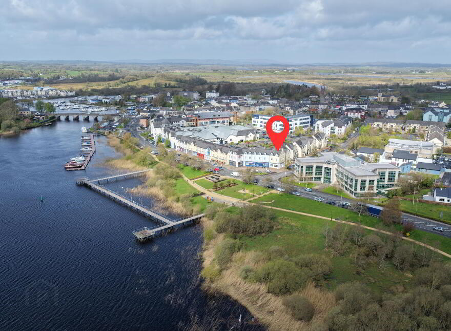 12 Riverview, Landmark Court, Carrick-On-Shannon, N41AX66