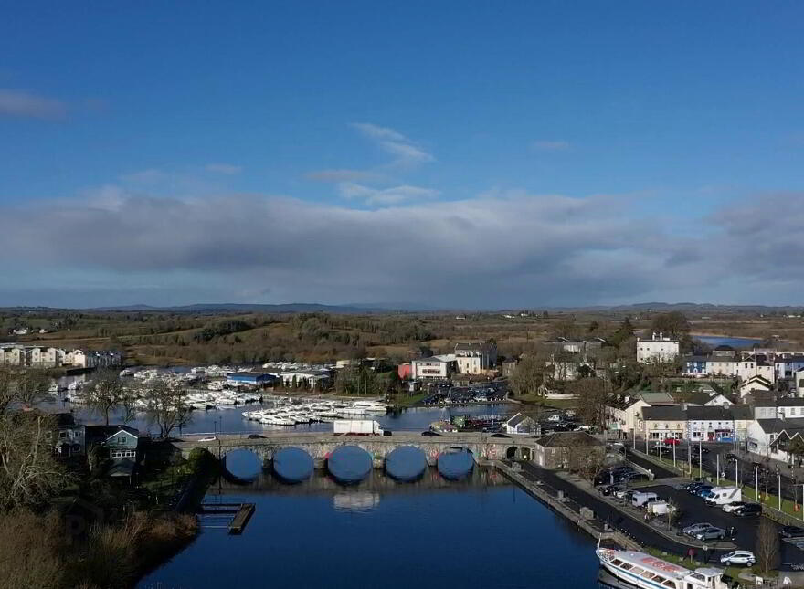 12 Riverview, Landmark Court, Carrick-On-Shannon, N41AX66