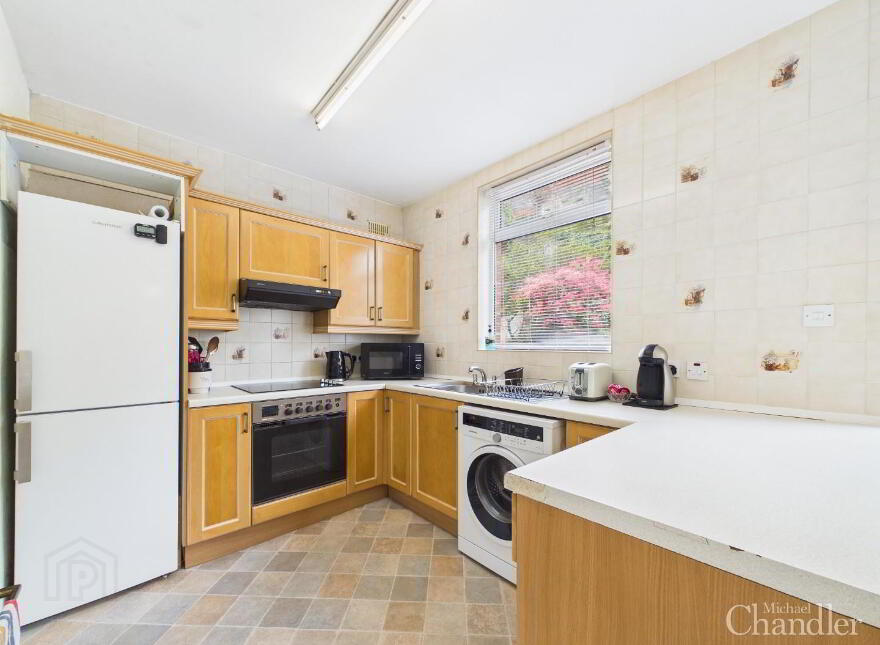 135 Knockbreda Park, Belfast, BT6 0HE