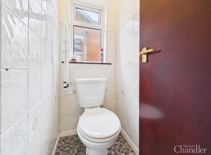 135 Knockbreda Park, Belfast, BT6 0HE