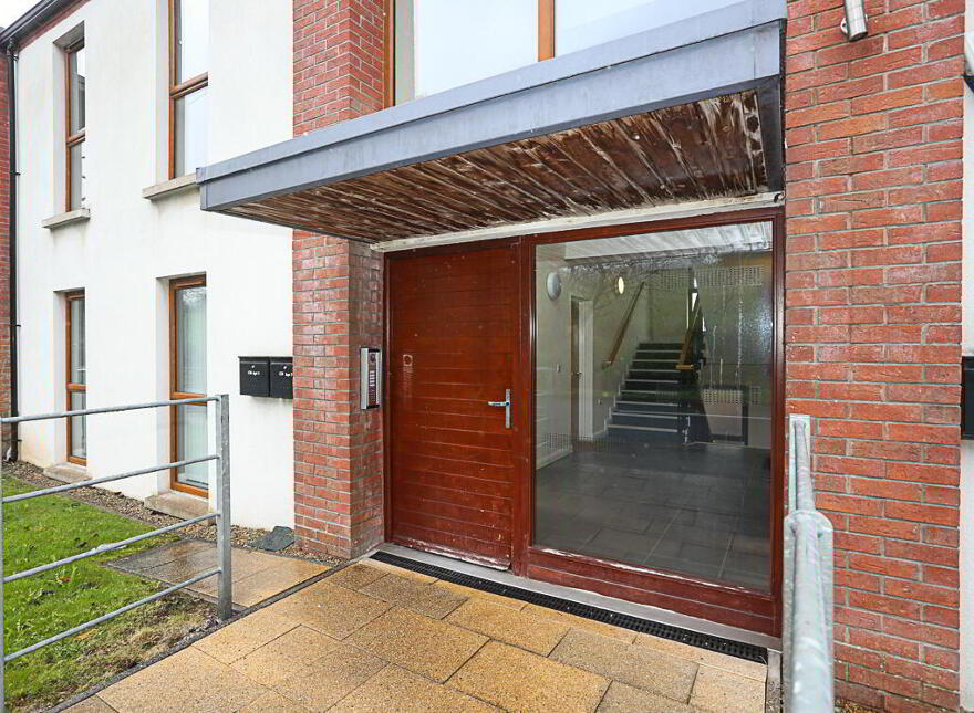 Apt 2 Redburn Court, 178 Old Holywood Road, Holywood, BT18 9QT