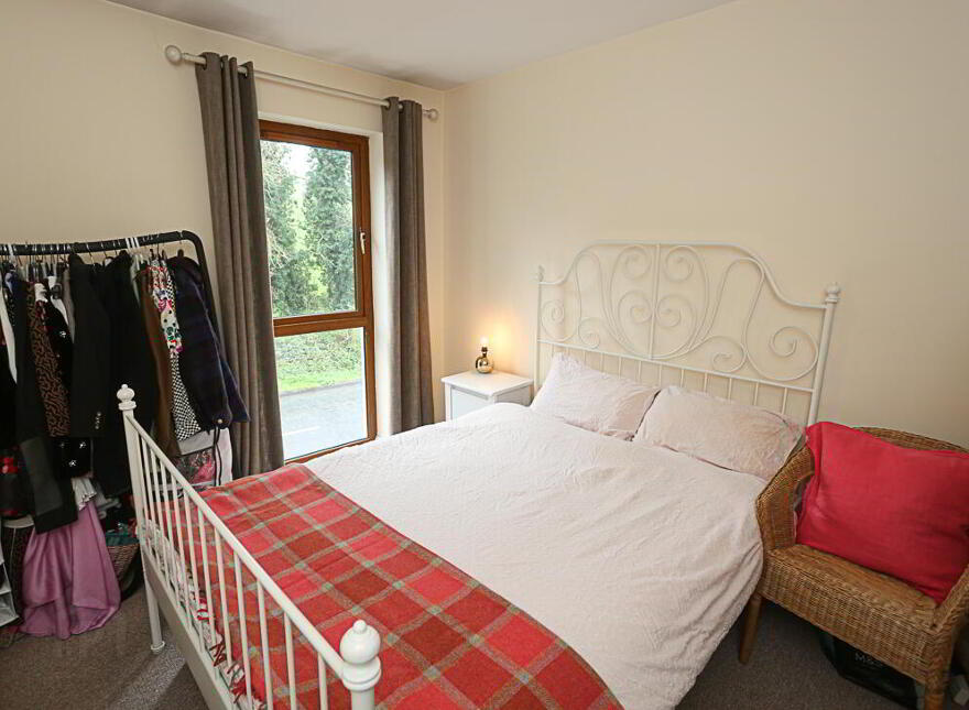Apt 2 Redburn Court, 178 Old Holywood Road, Holywood, BT18 9QT
