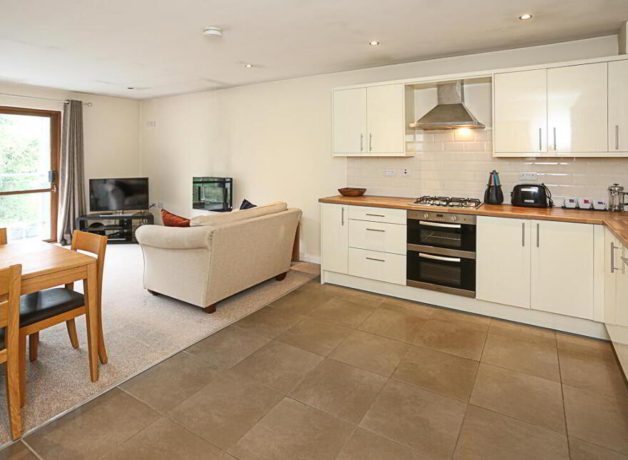 Apt 2 Redburn Court, 178 Old Holywood Road, Holywood, BT18 9QT