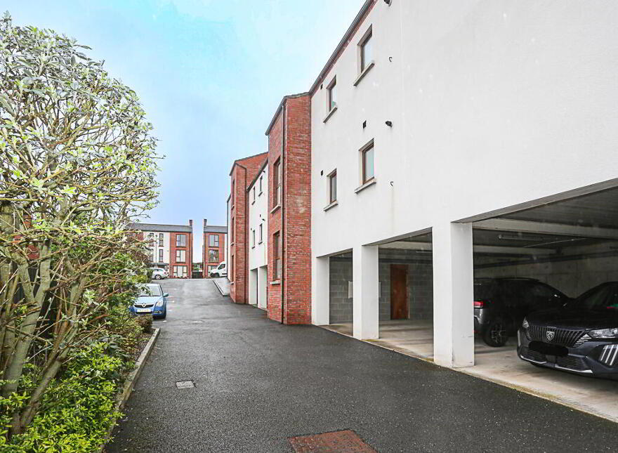 Apt 2 Redburn Court, 178 Old Holywood Road, Holywood, BT18 9QT