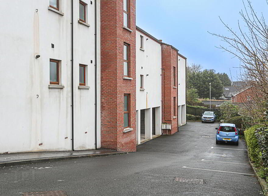 Apt 2 Redburn Court, 178 Old Holywood Road, Holywood, BT18 9QT