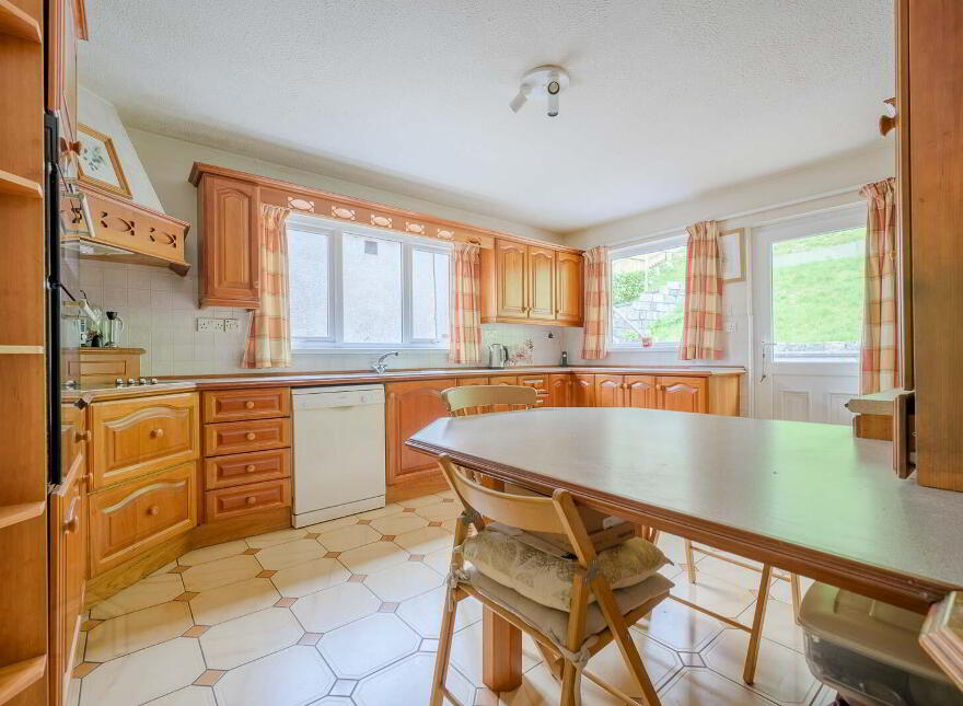 11 Finchley Vale, Belfast, BT4 2EU