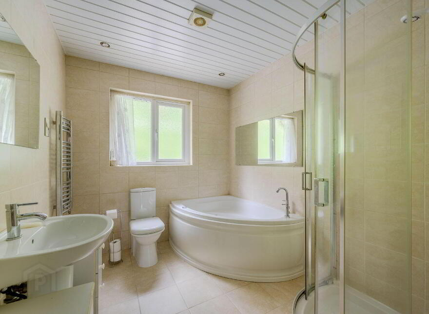 11 Finchley Vale, Belfast, BT4 2EU