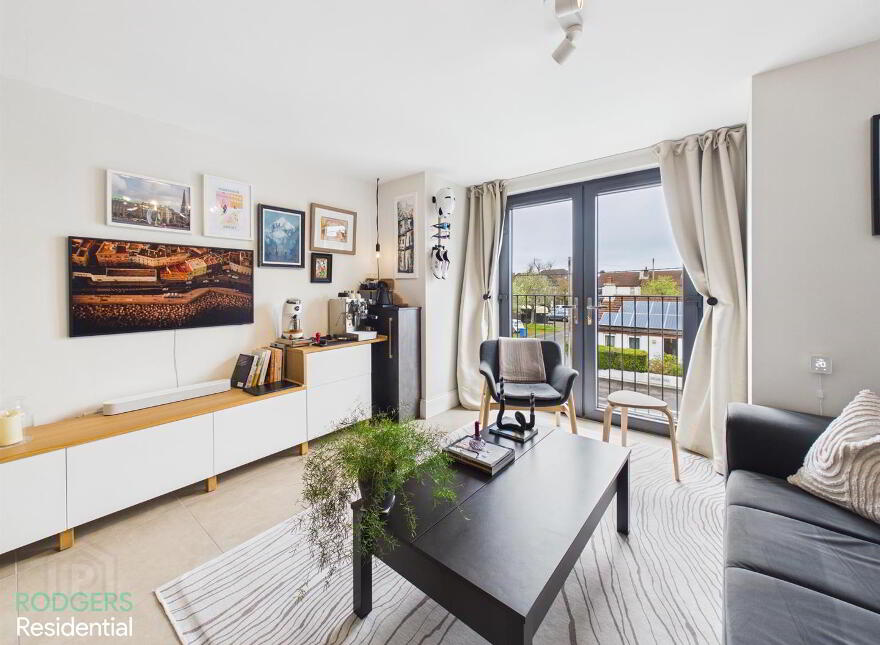 4 Byron Halt, Holywood, BT18 9JT