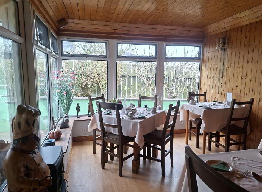 O'Gormans, Hollow, East End, Bundoran, F94E397